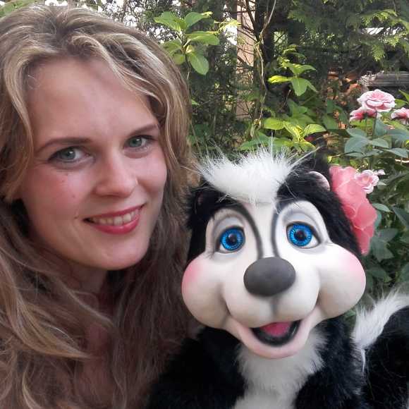 De Zingende Toren & Buikspreekster Lydia Zwart